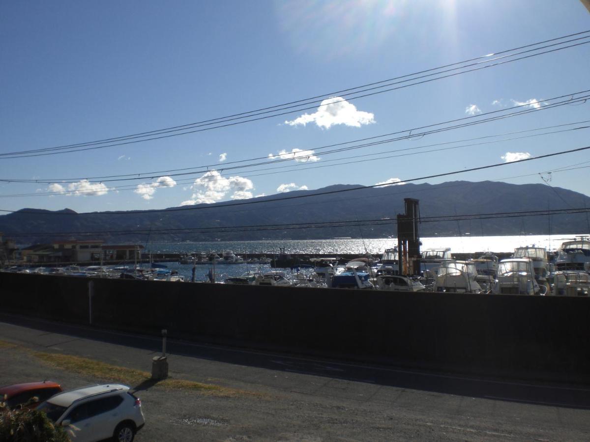 Отель Marina Bay Numazu マリーナベイ沼津 Bbq可 Экстерьер фото